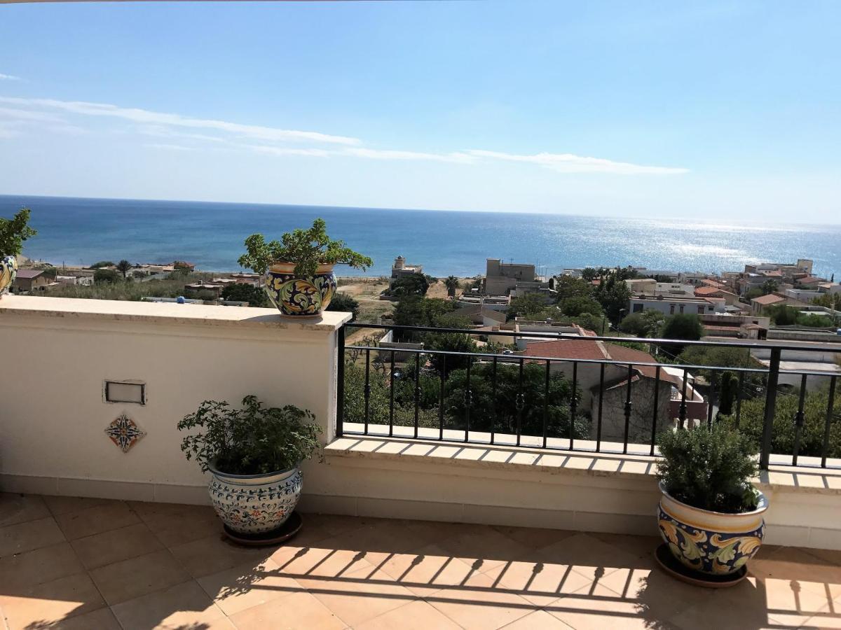 Villa Ceni - Appartamenti Con Camere, Cucina, Wc E Terrazza Sul Mare In Villa Con Piscina, Giardino E Parcheggio 마리넬라 외부 사진