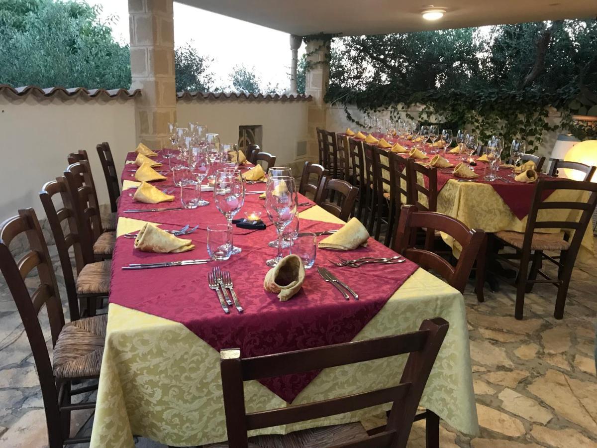 Villa Ceni - Appartamenti Con Camere, Cucina, Wc E Terrazza Sul Mare In Villa Con Piscina, Giardino E Parcheggio 마리넬라 외부 사진