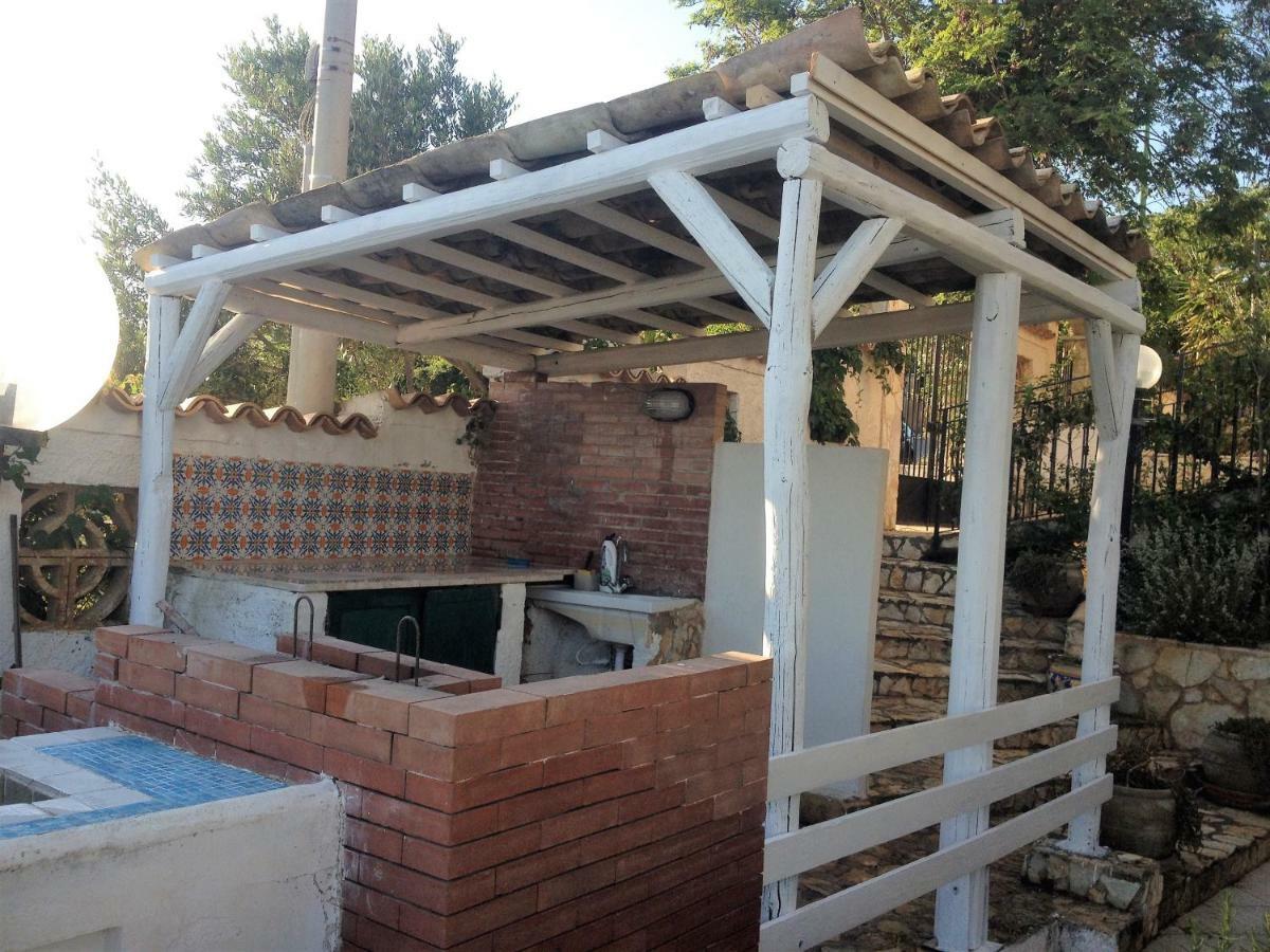 Villa Ceni - Appartamenti Con Camere, Cucina, Wc E Terrazza Sul Mare In Villa Con Piscina, Giardino E Parcheggio 마리넬라 외부 사진